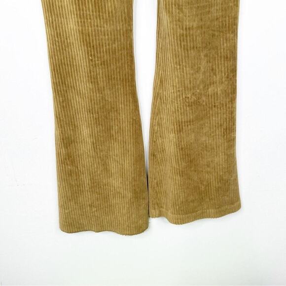 AERIE Groove On Thick Ribbed Velour Wide Leg High Waist Pants Sz. Large - Picture 3 of 4